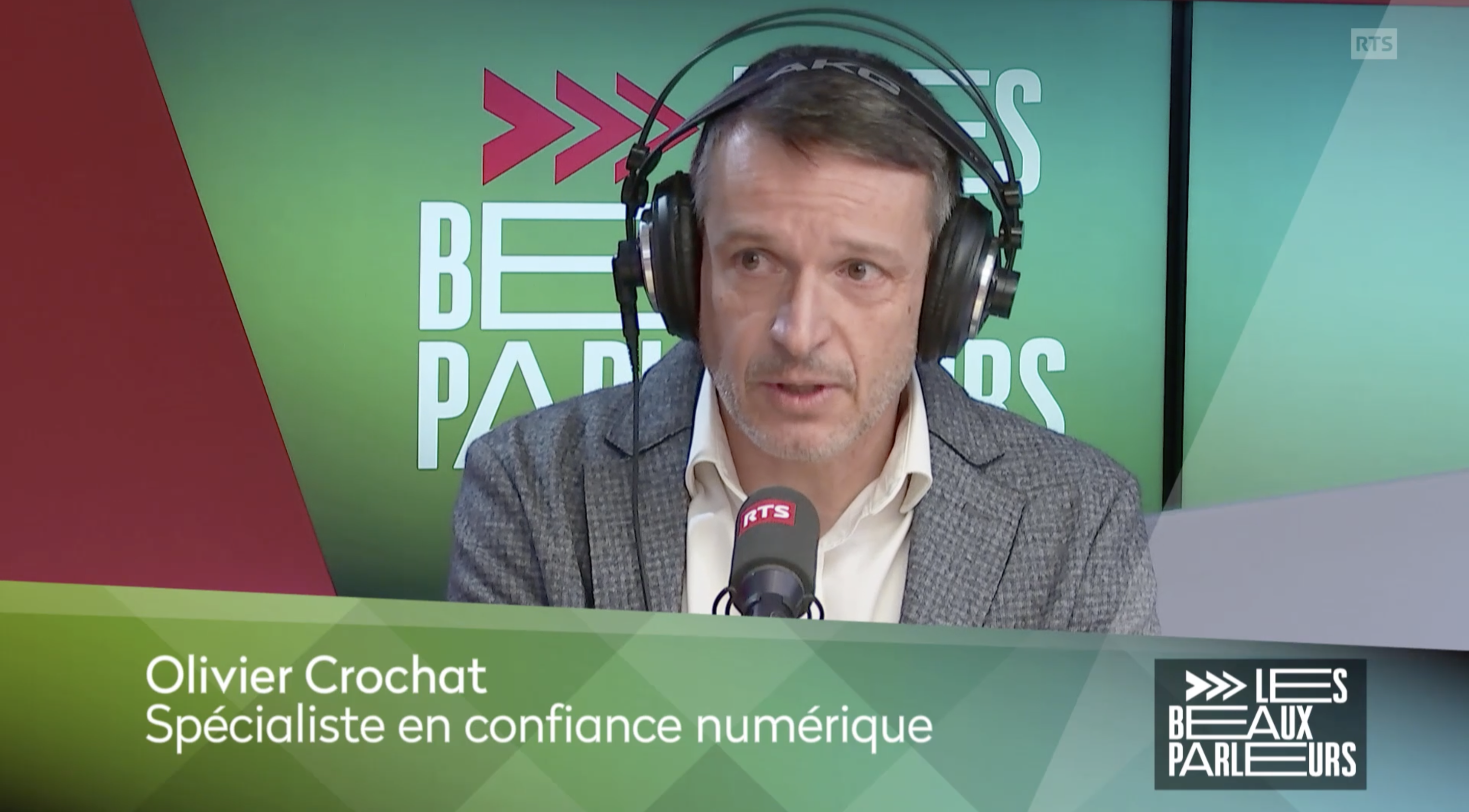 [FR] “Les Dangers de TikTok Sur Les Enfants”, Olivier Crochat pour Les Beaux Parleurs, RTS